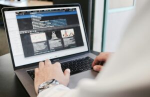 Leveraging Online Platforms for Business Strategy Innovations